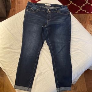 Ankle Jeans